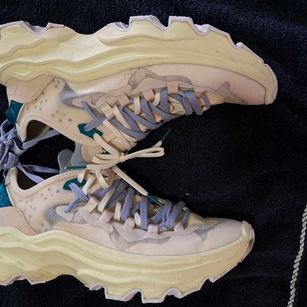 Chunky Cream and Pale Yellow Sorel Sneakers